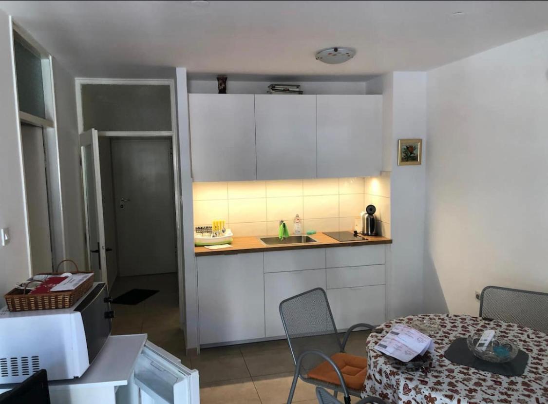 Sara Apartment Punta Omis Near Sandy Beach Esterno foto