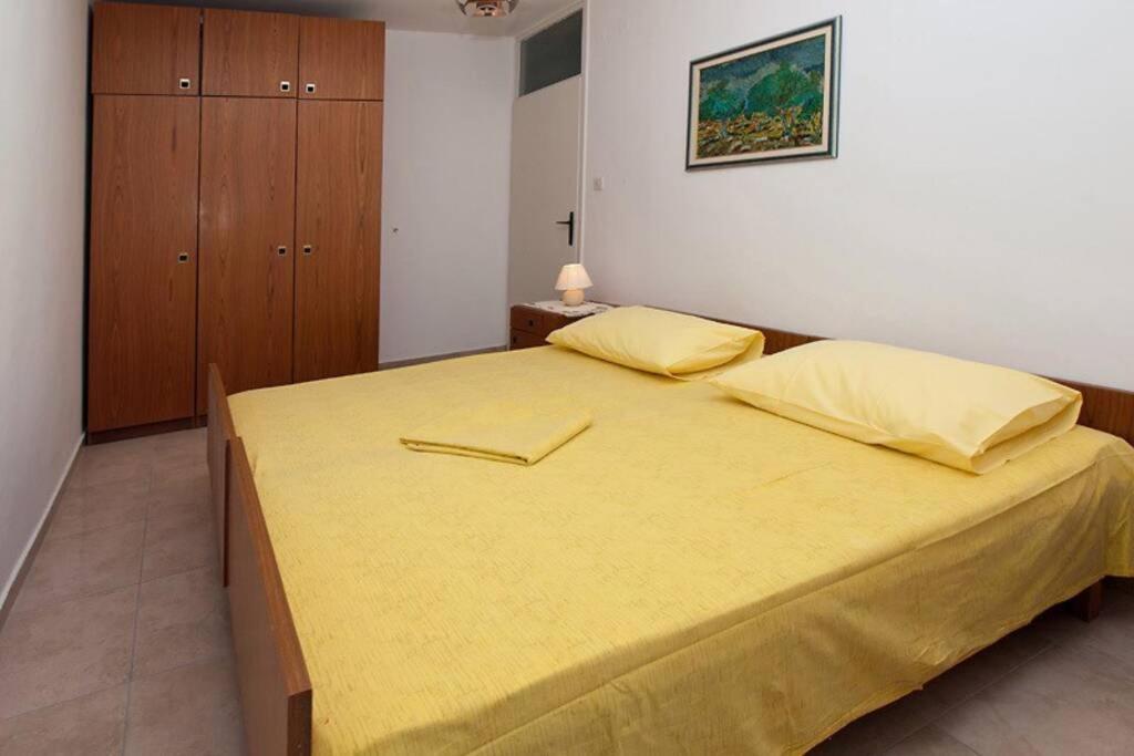 Sara Apartment Punta Omis Near Sandy Beach Esterno foto