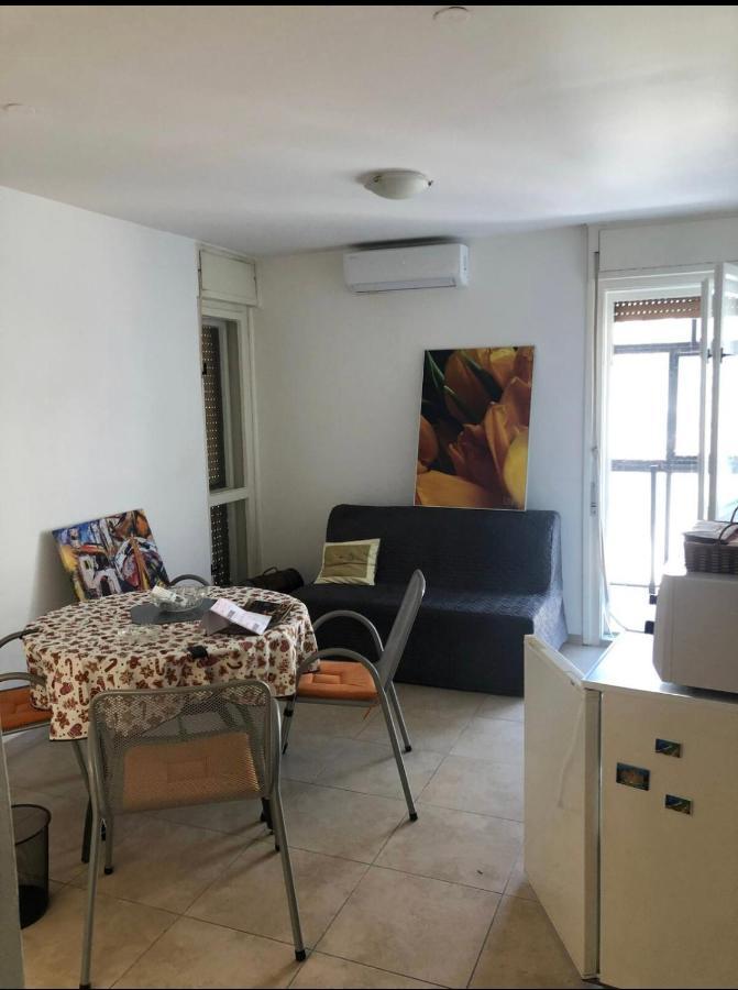 Sara Apartment Punta Omis Near Sandy Beach Esterno foto