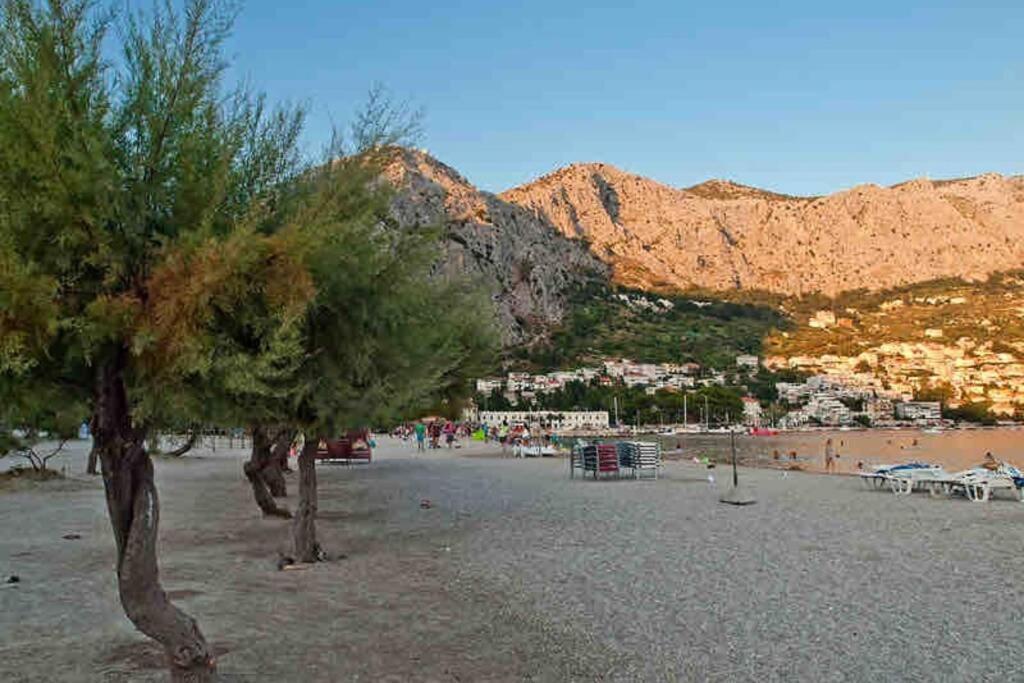 Sara Apartment Punta Omis Near Sandy Beach Esterno foto