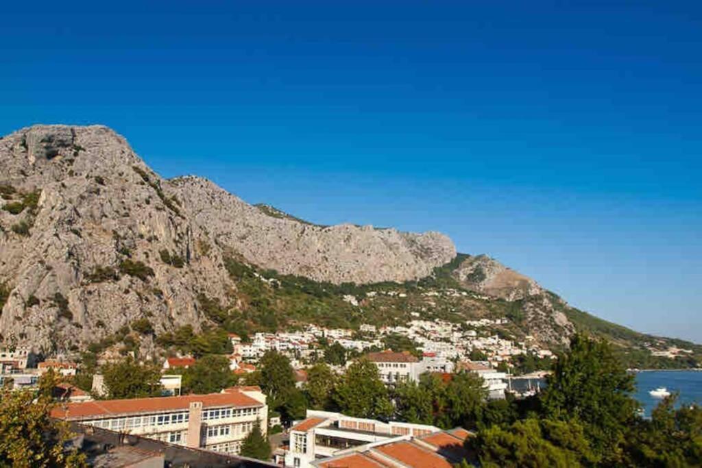 Sara Apartment Punta Omis Near Sandy Beach Esterno foto